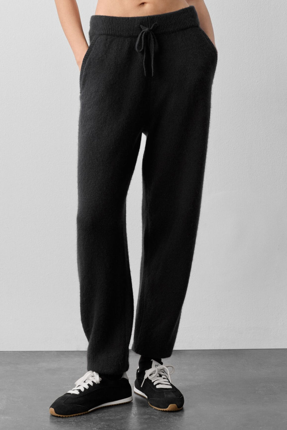 Wool Cashmere New Class Sweatpant   Black