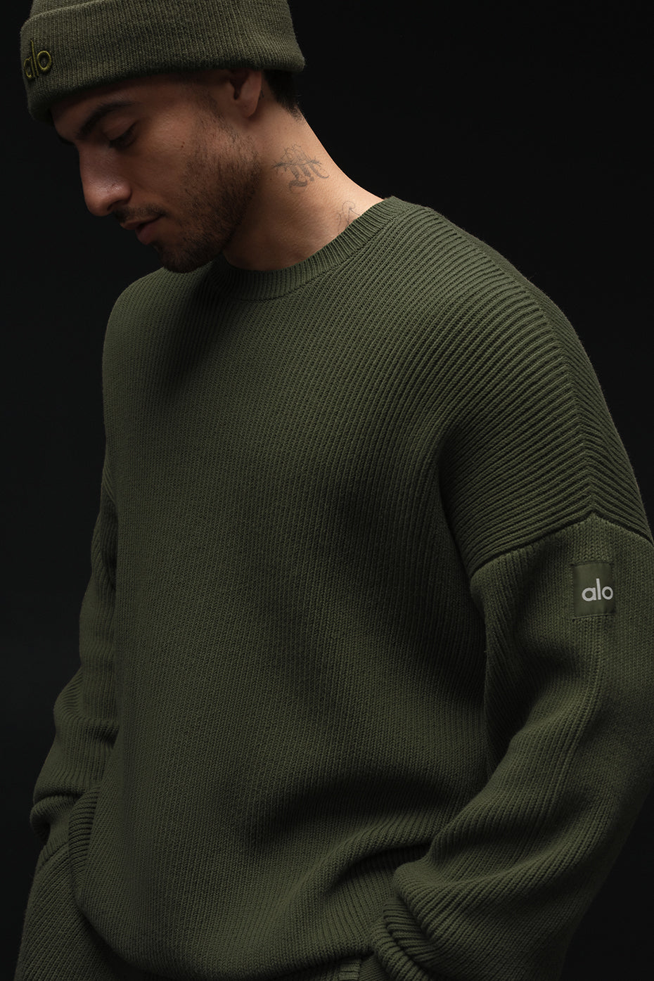 Domain Rib Knit Crew Sweater   Green Olive