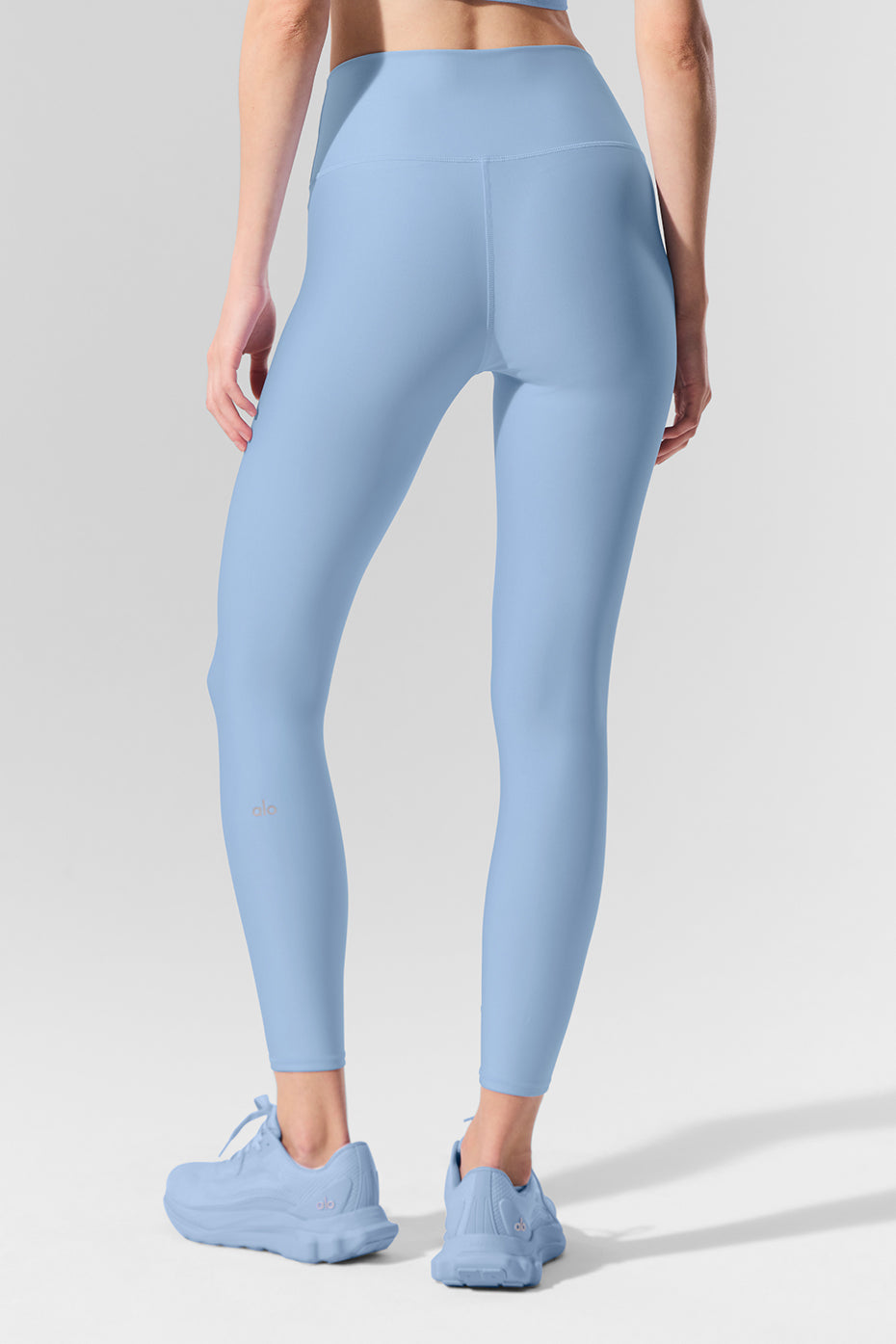 Alternative view of 7/8 High Waist Airlift Legging   Seashell Blue