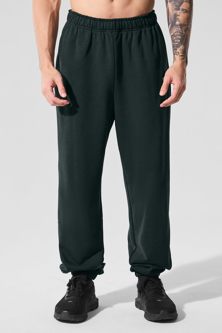 Accolade Sweatpant   Charcoal Green