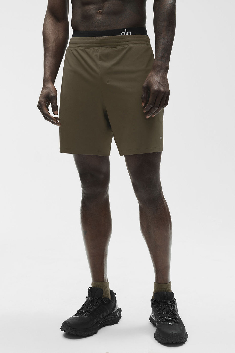 7" Conquer React Performance Short   Olive Tree