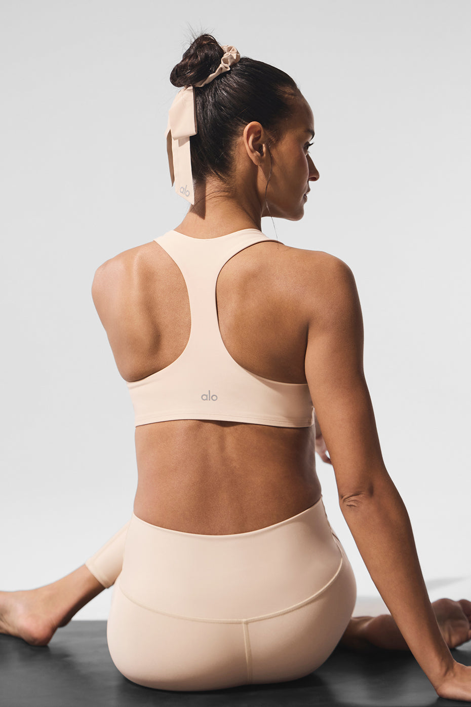 Alternative view of Airlift Advantage Racerback Bra   Macadamia