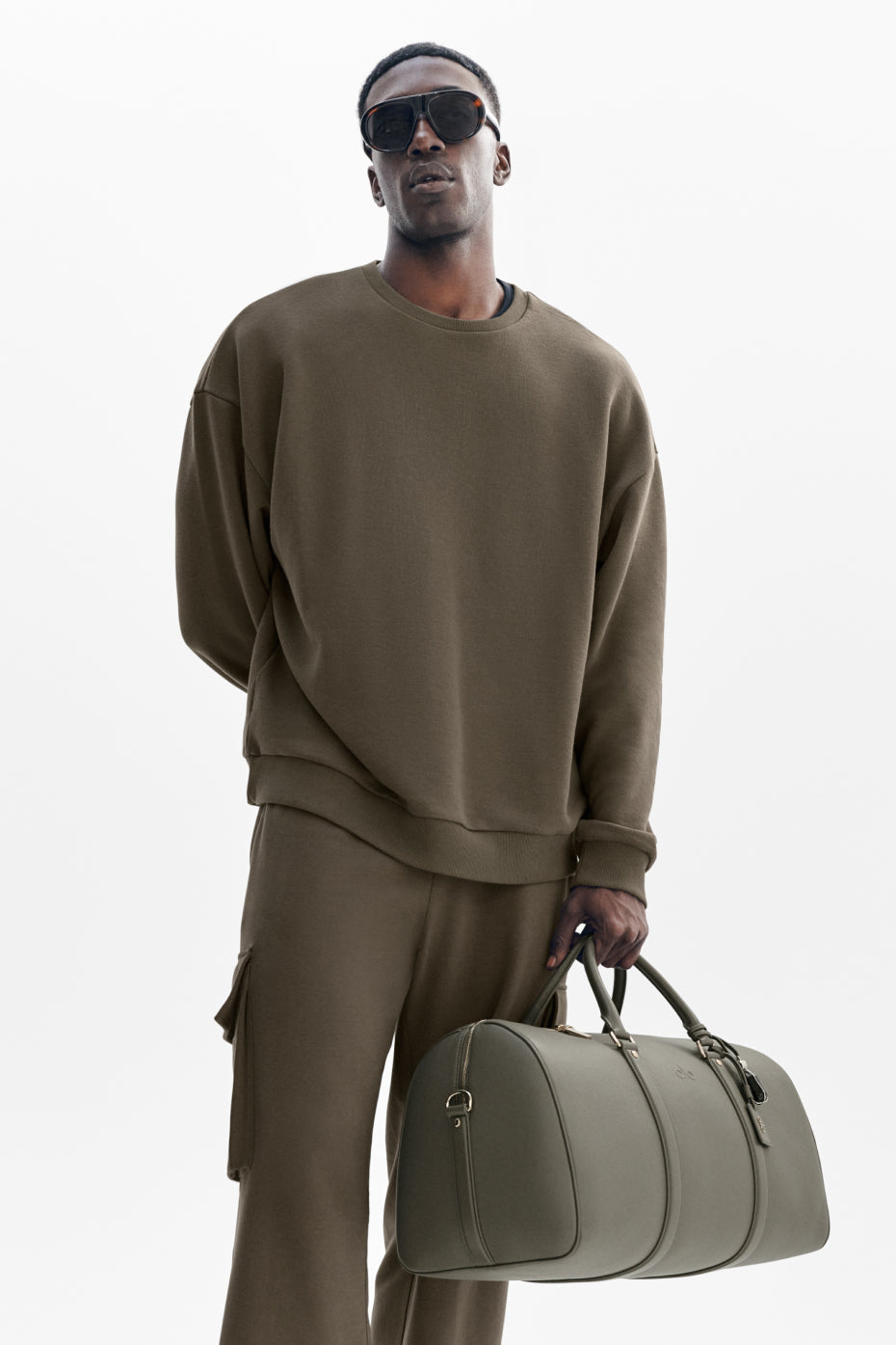 Chill Crew Neck Pullover   Olive Tree