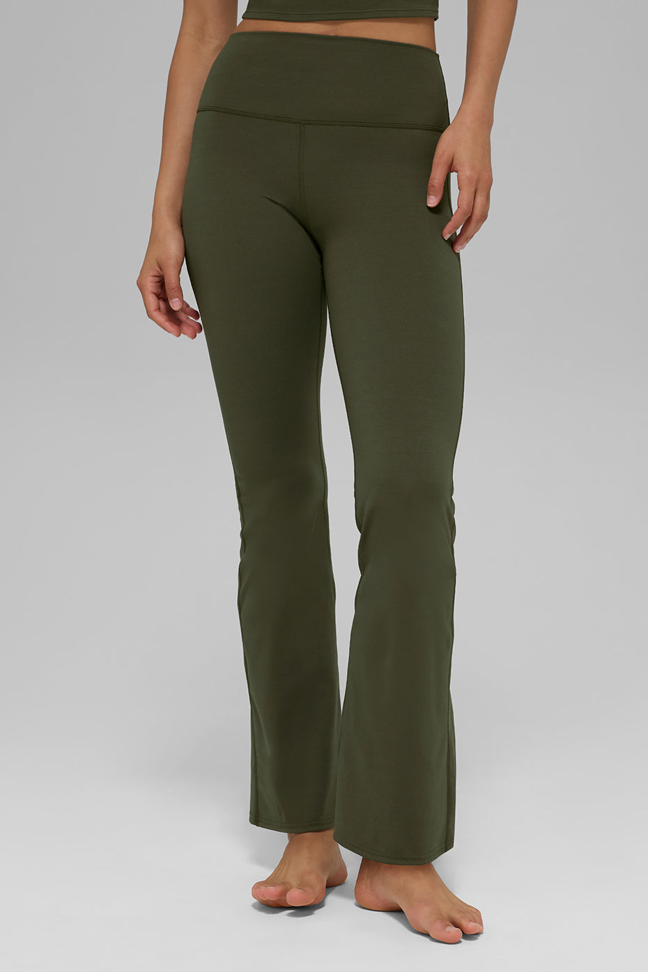 ALO Softsculpt High Waist 7/8 Bootcut Legging   Green Olive