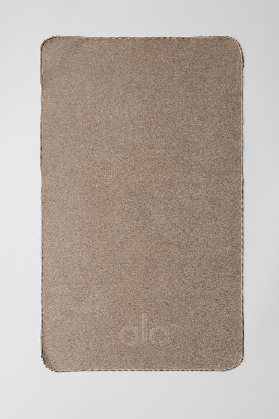 Performance No Sweat Hand Towel   Gravel