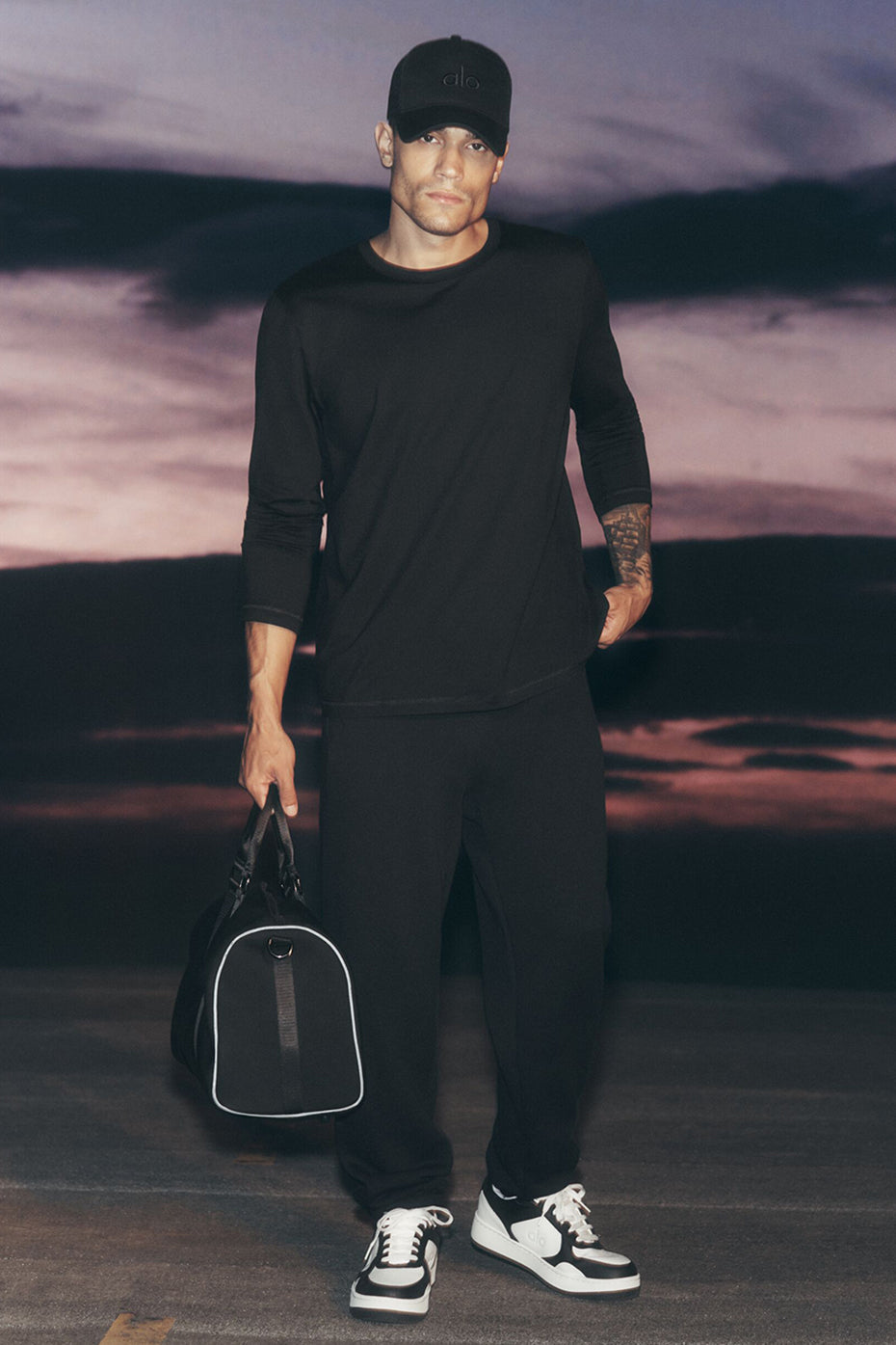 Triumph Restore Sweatpant   Black