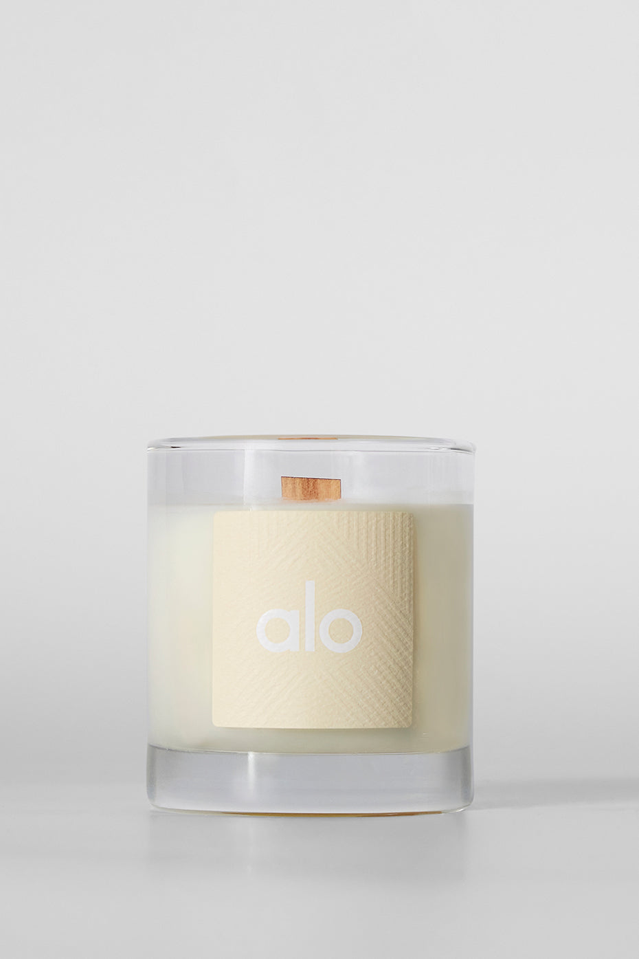 ALO Signature Candle   2 oz