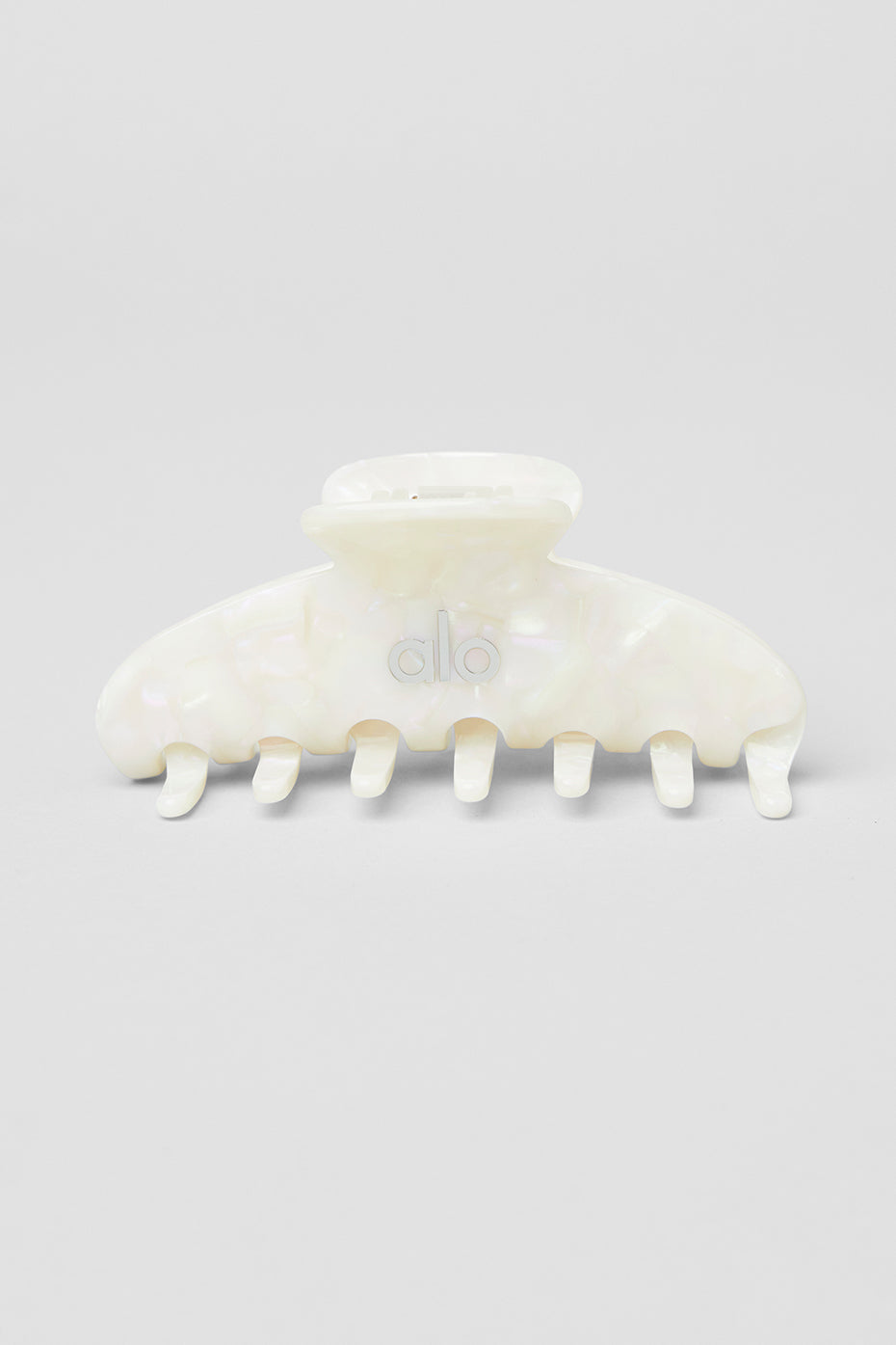 Alternative view of 90's Claw Clip   White Pearl