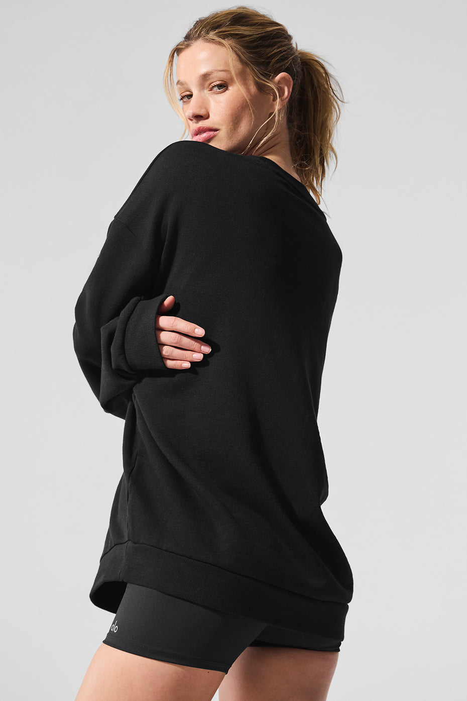Alternative view of Chill Crew Neck Pullover   Black