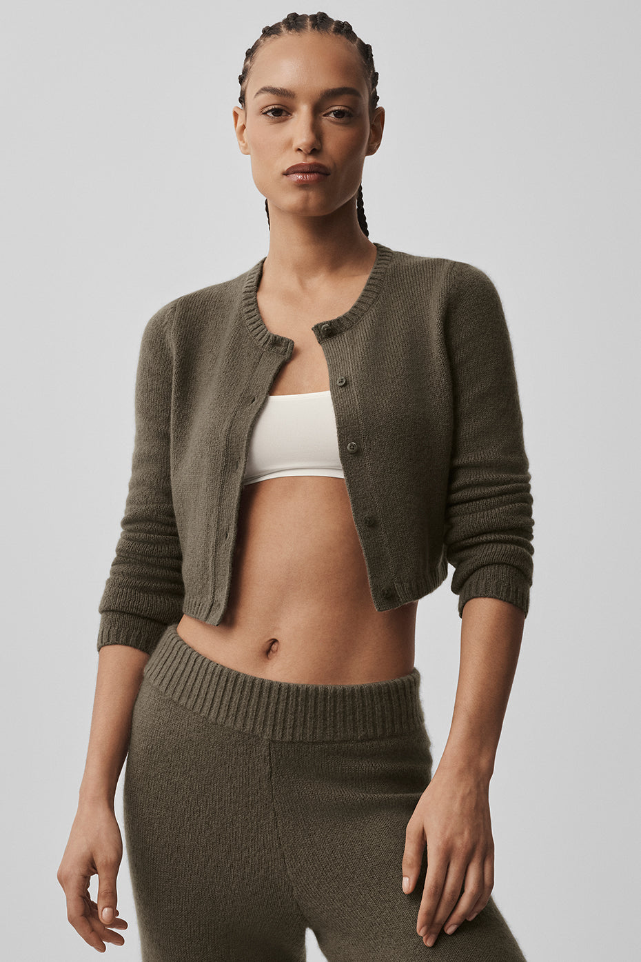 Wool Cashmere New Class Cropped Cardigan   Olive Tree