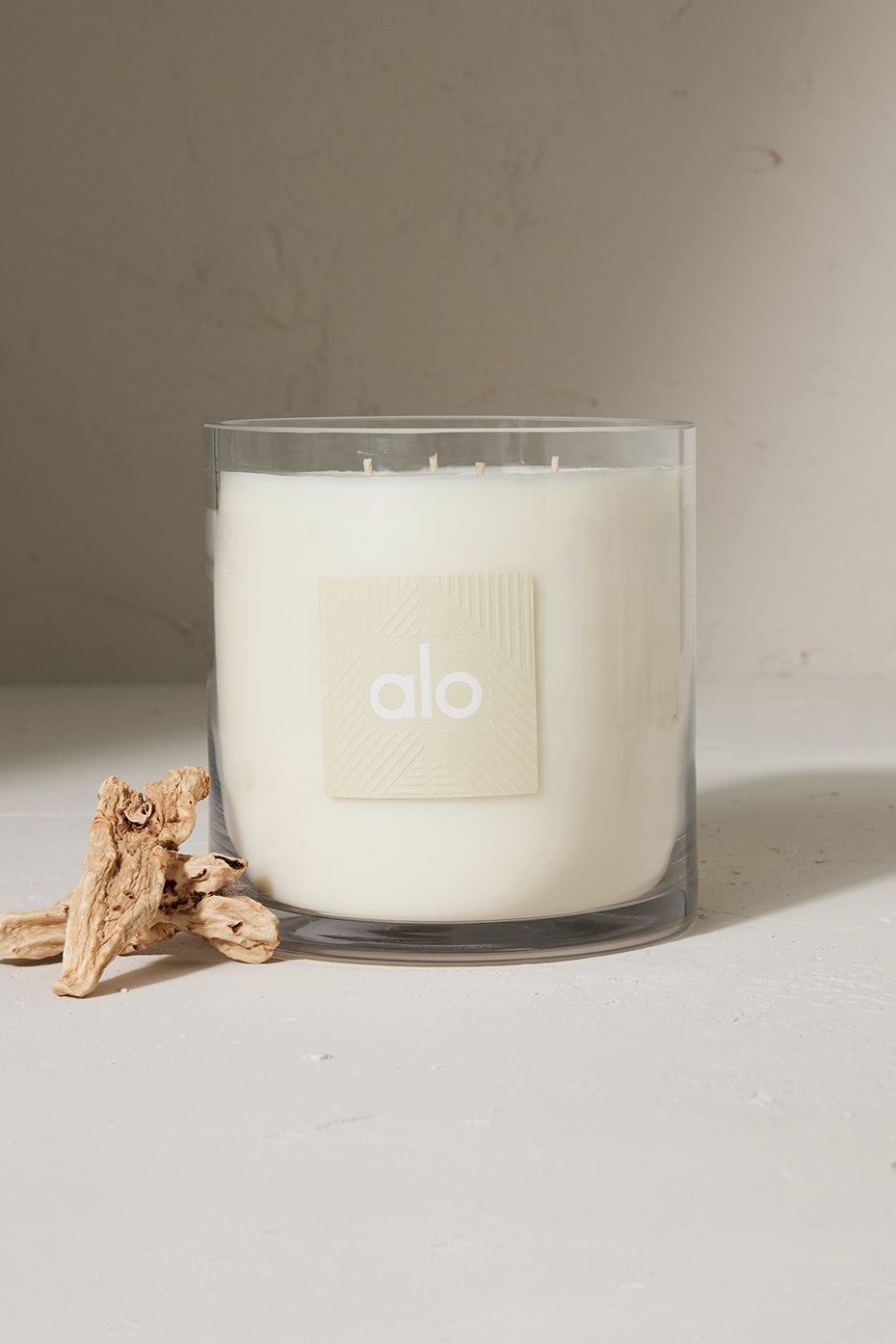 ALO Signature Candle   60 oz