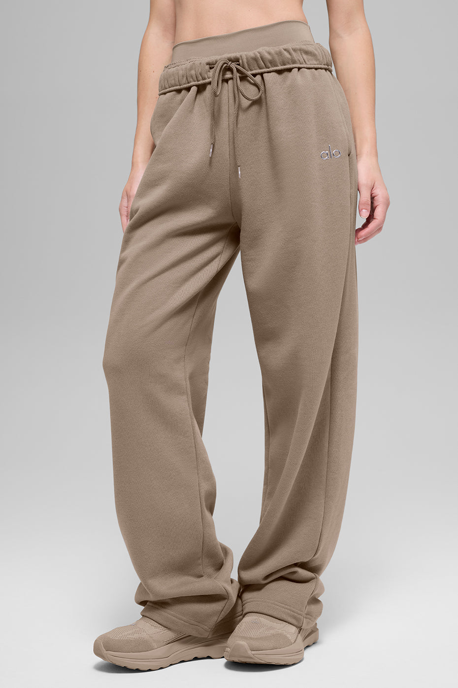 Accolade Straight Leg Sweatpant   Gravel