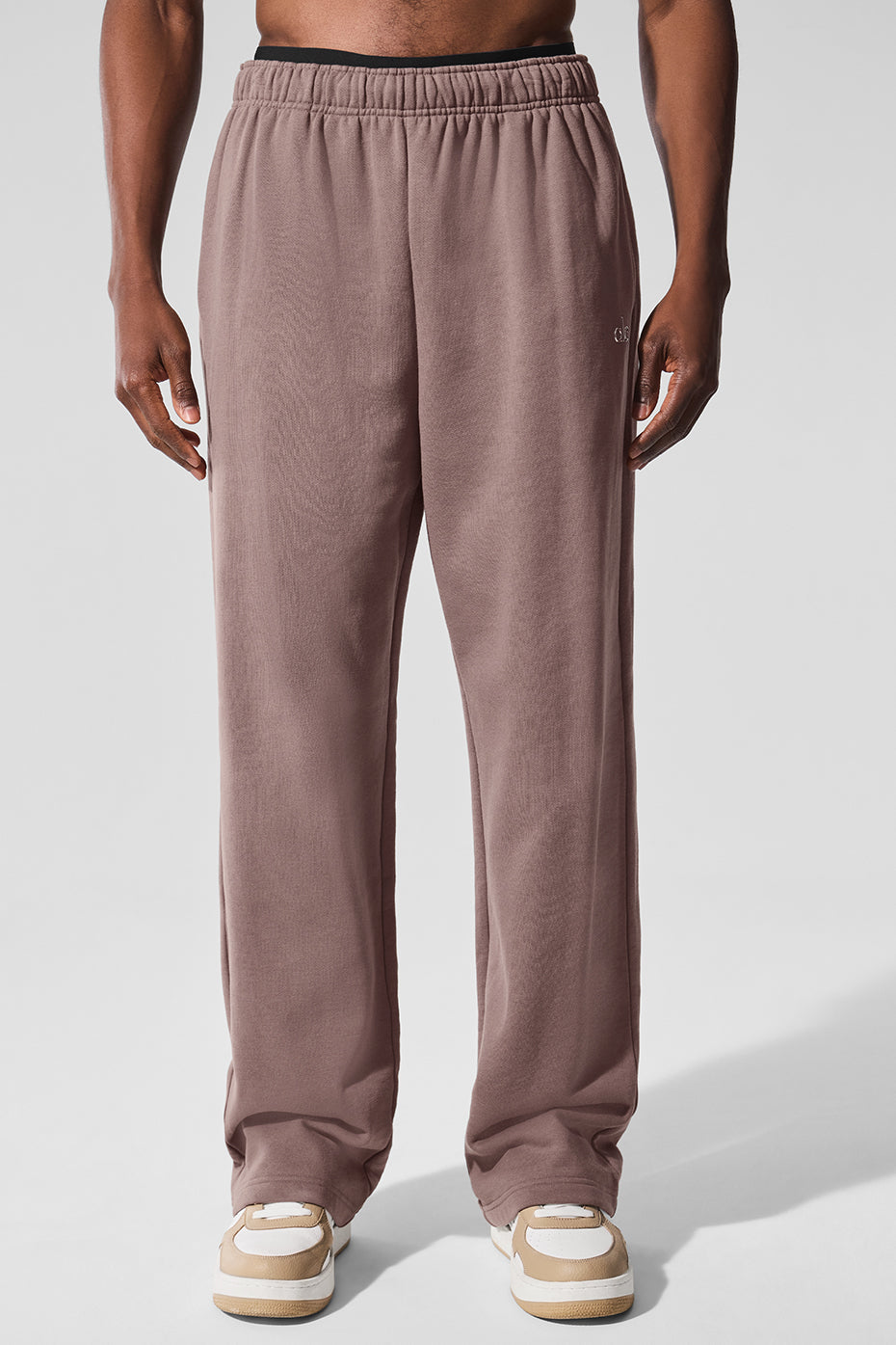 Accolade Straight Leg Sweatpant   Mushroom