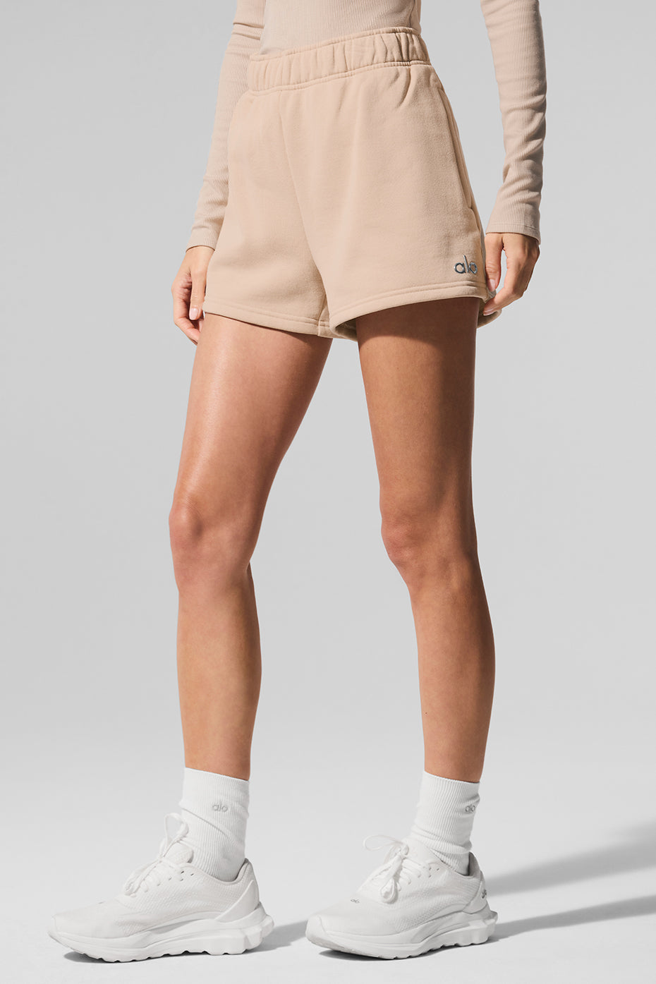 Alternative view of Accolade Short   Macadamia