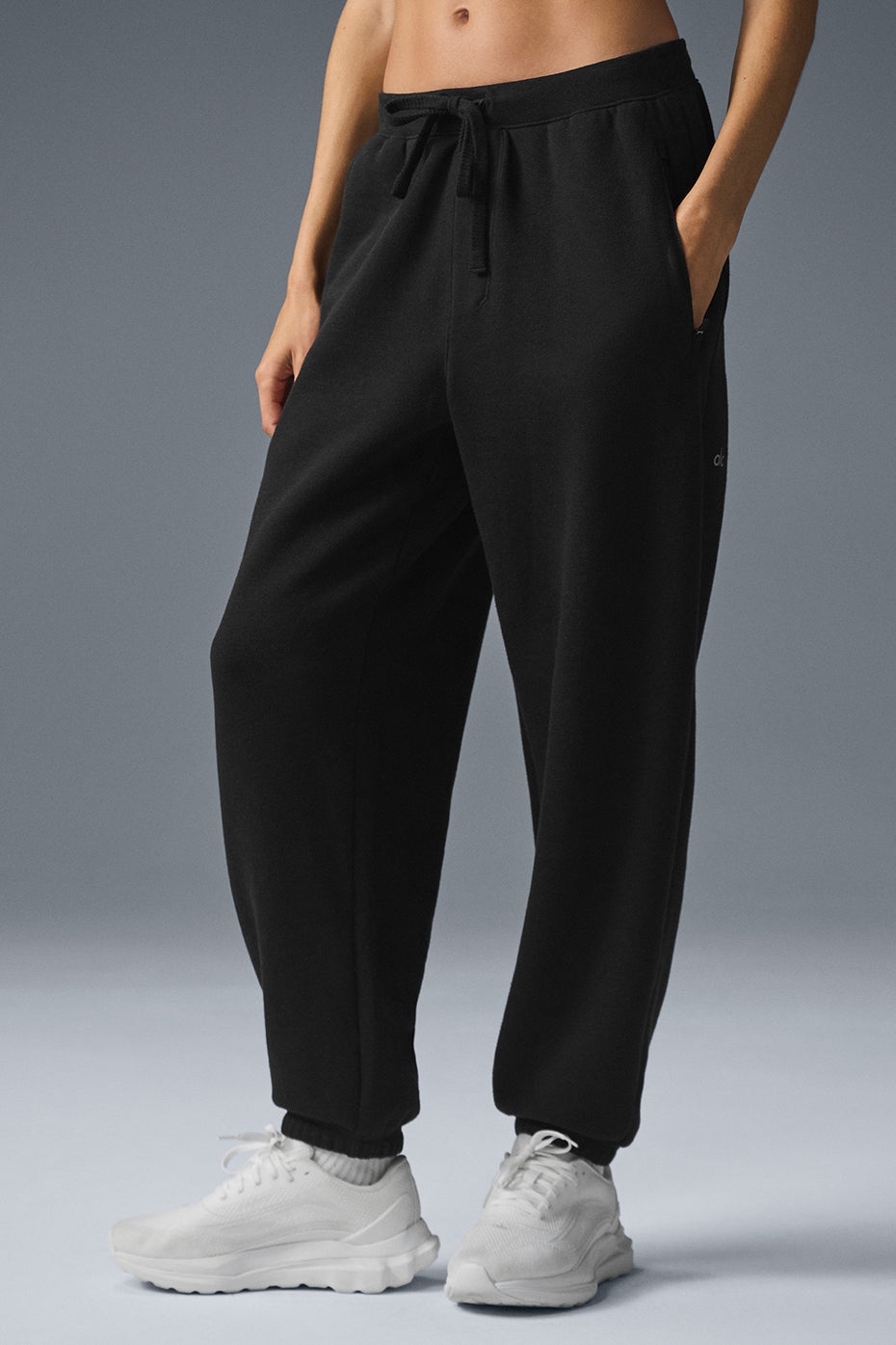 Triumph Restore Sweatpant   Black